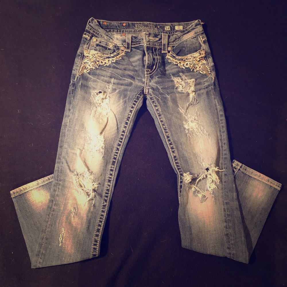 Miss me distressed jeans size 28